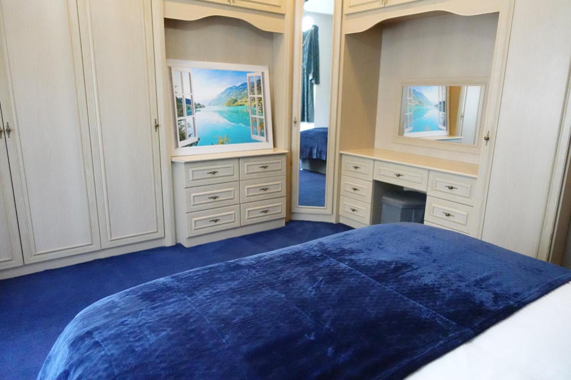 Huge 9 Bed Property Sleeps 17, Near Nec, City Centre, Hs2 Birmingham Kültér fotó