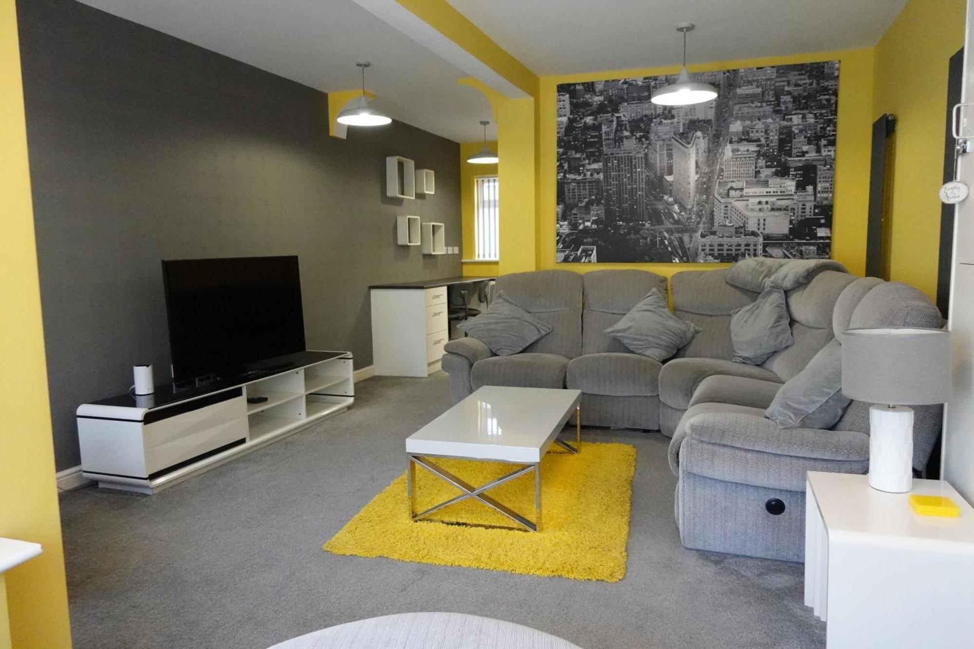 Huge 9 Bed Property Sleeps 17, Near Nec, City Centre, Hs2 Birmingham Kültér fotó