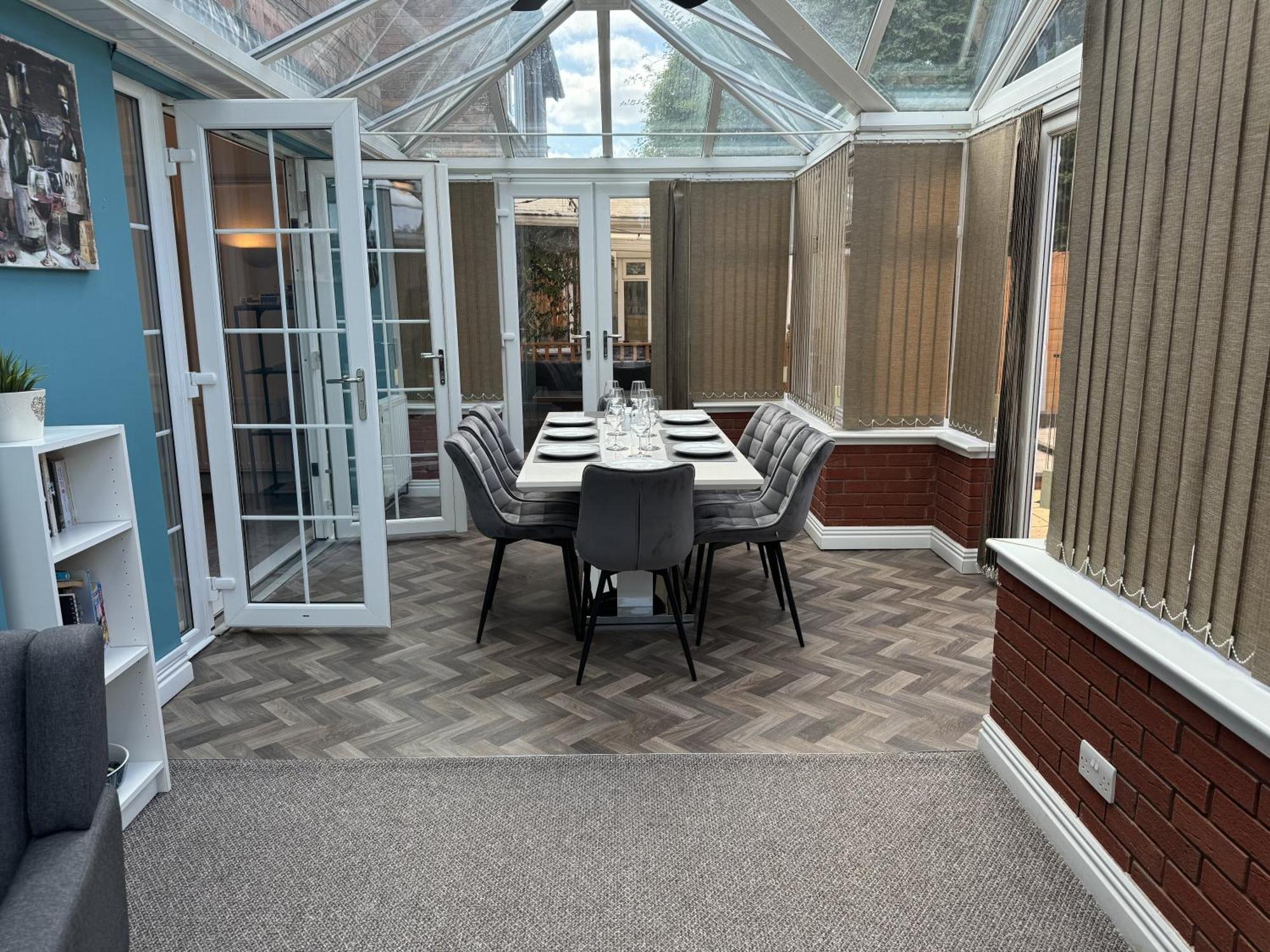 Huge 9 Bed Property Sleeps 17, Near Nec, City Centre, Hs2 Birmingham Kültér fotó